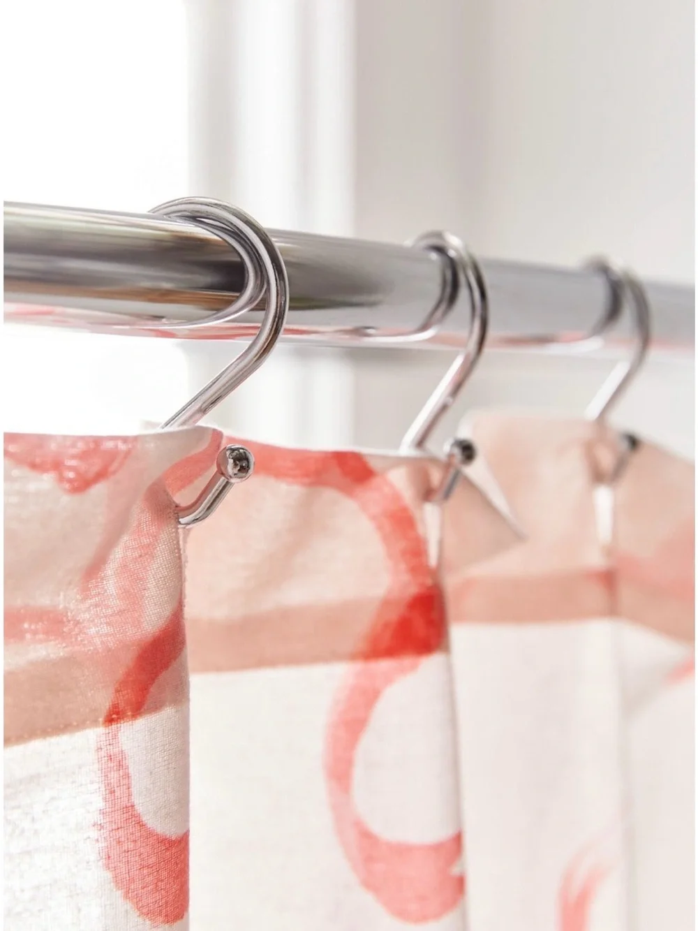 NWOT Urban Outfitters Printed Red Bows Shower Curtain